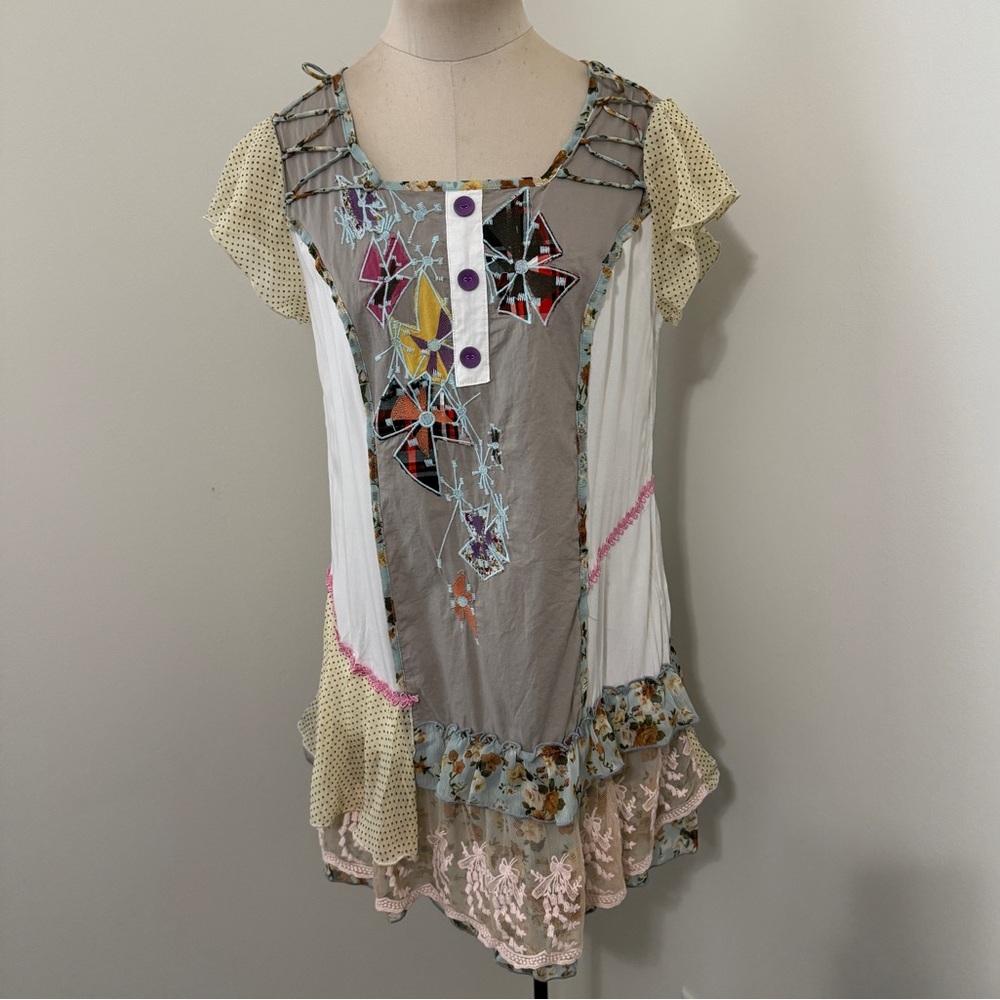 Sacred Threads Small Tunic Top ~ Patchwork Floral… - image 1